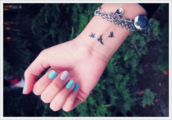Wrist Tattoo Designs (14)