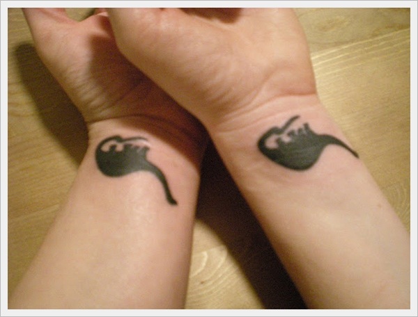 Wrist Tattoo Designs (21)