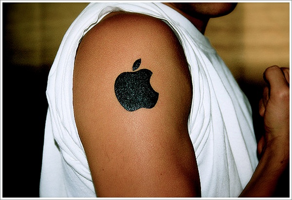 apple tattoo designs (10)