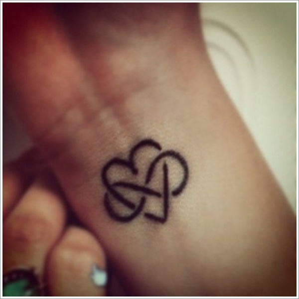 Heart tattoo designs (2)