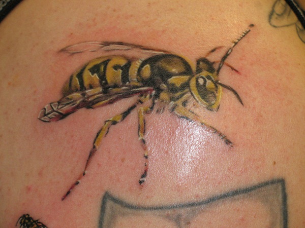 Bee tattoo designs (1)