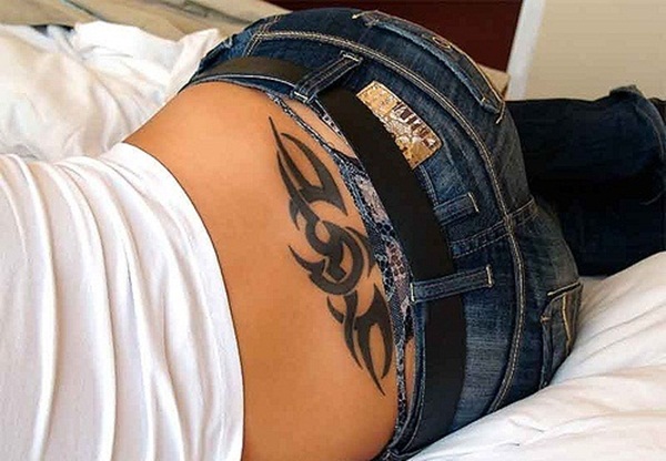 Sexy Lower Back Tattoo Designs For Girls (8)
