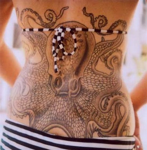 Sexy Lower Back Tattoo Designs For Girls (83)
