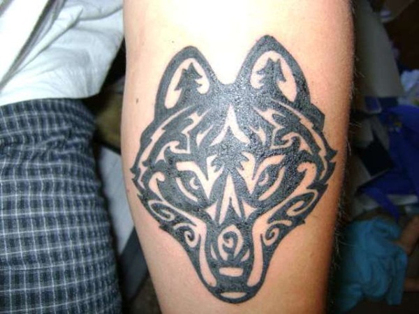 Wolf Tattoo Designs (2)