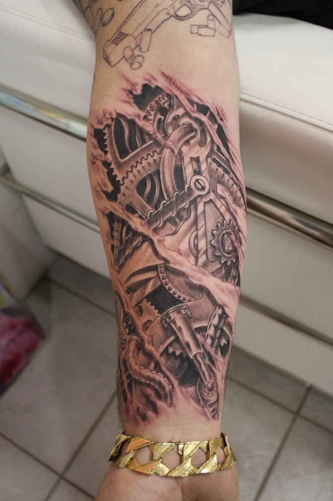 Bio mechanical Tattoo (5)