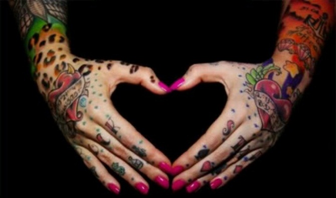 Creative Hand Tattoo Designs in Vogue (11)