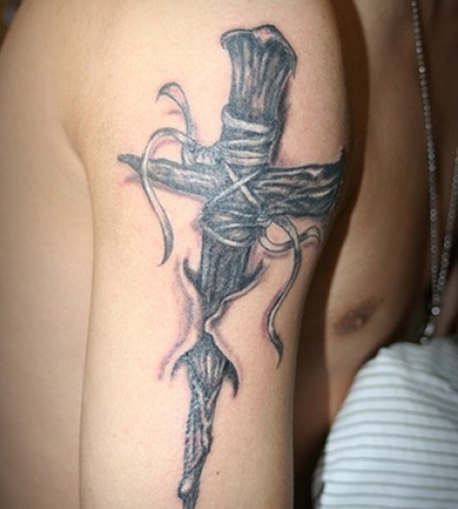 Cross Tattoo Designs (1)