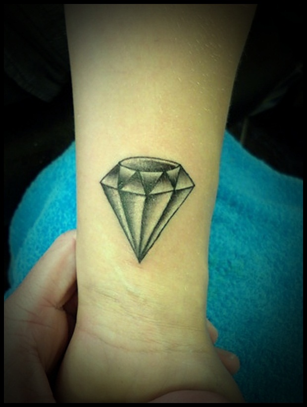 Diamond Tattoo Designs (41)