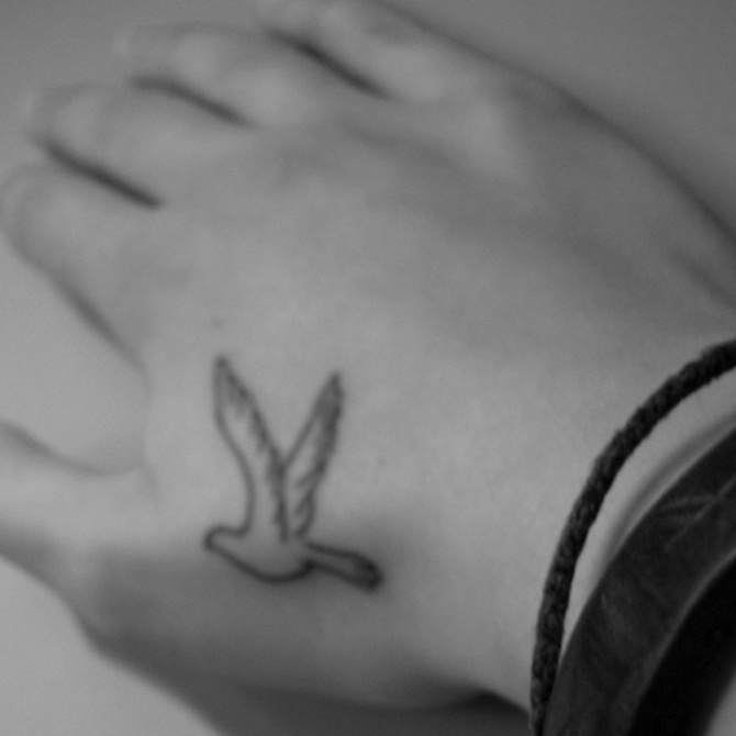 Dove Tattoo Designs For Girls (10)