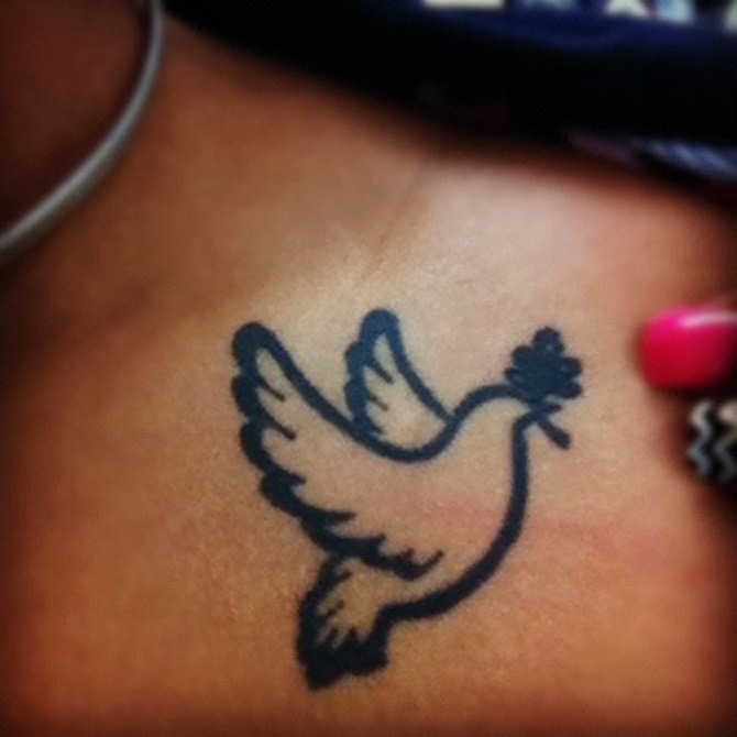 Dove Tattoo Designs For Girls (12)
