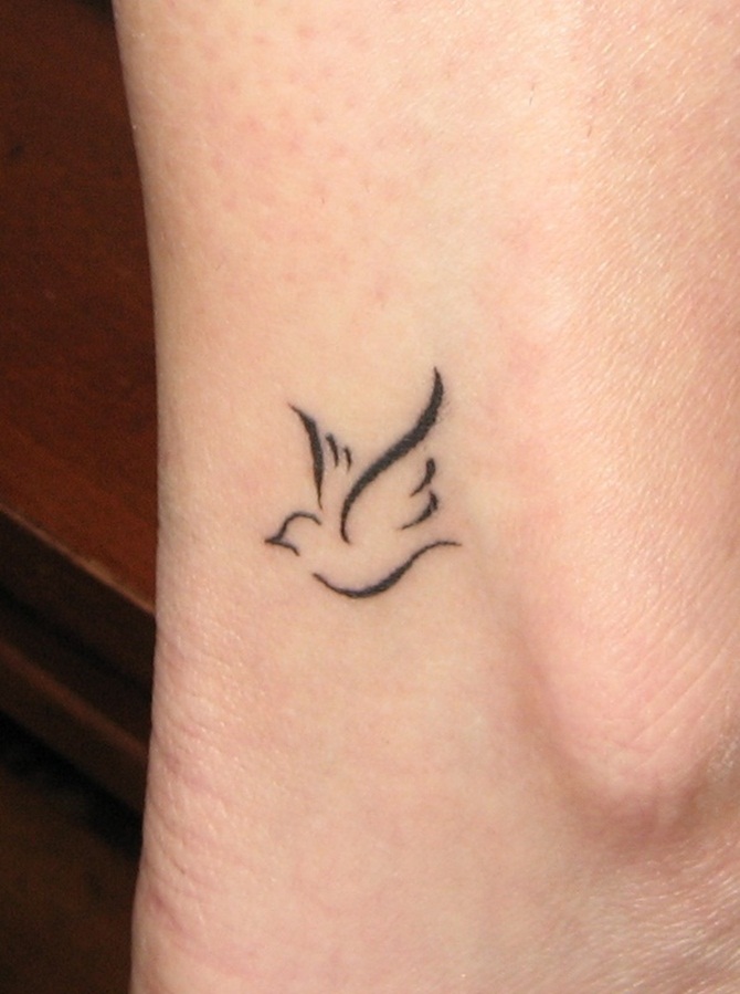 30 Dove Tattoo Designs For Girls